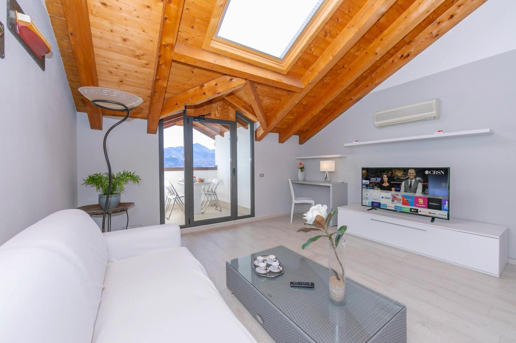 Blu Lake Apartment On Ghiffa Beach - Happy Rentals Εξωτερικό φωτογραφία