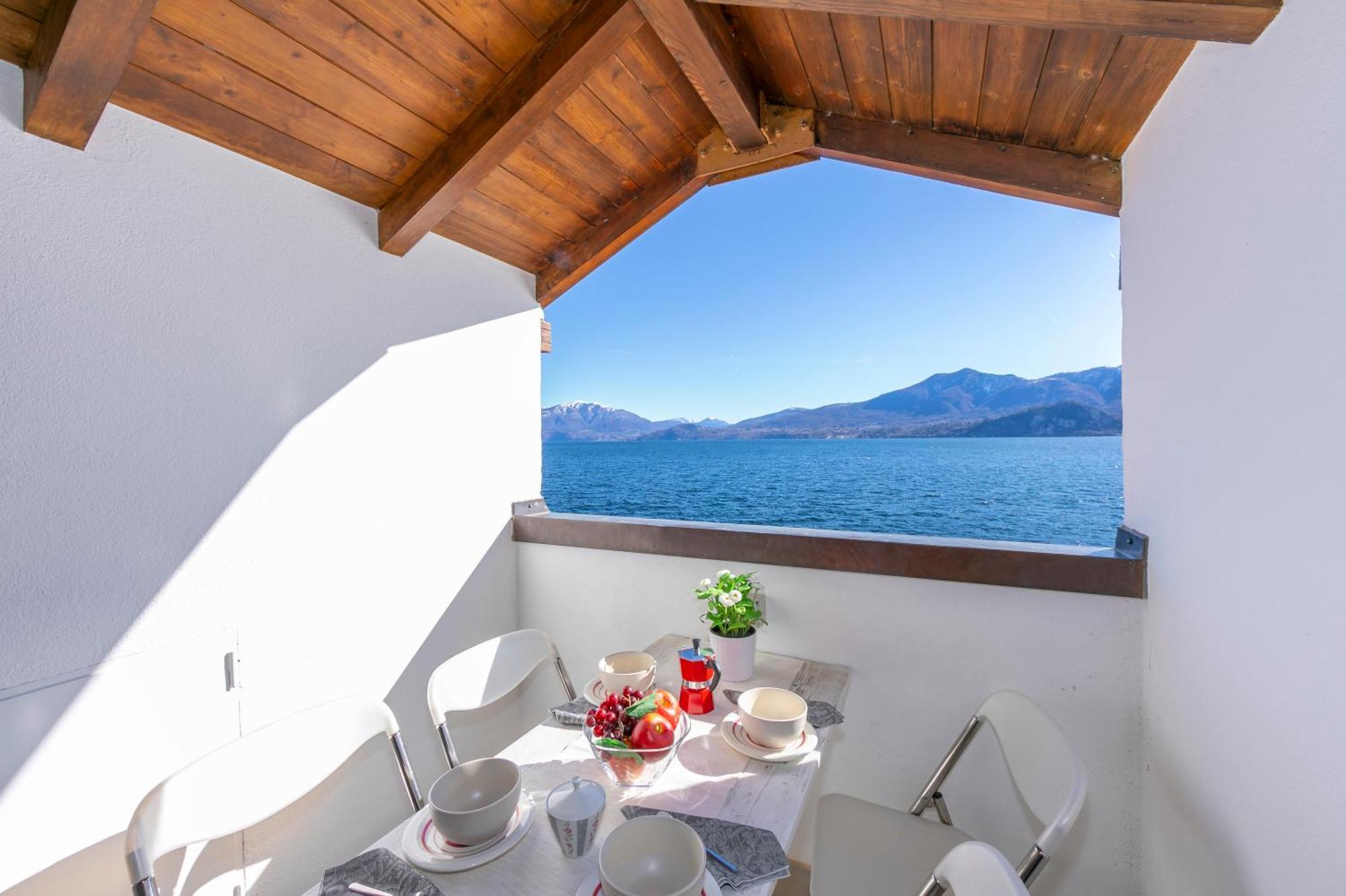 Blu Lake Apartment On Ghiffa Beach - Happy Rentals Εξωτερικό φωτογραφία